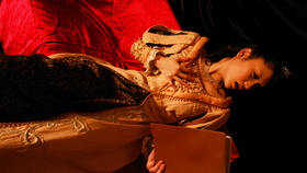 Solo play of Suzuki Chao in princess costume with dildo